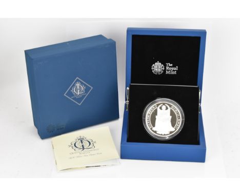 United Kingdom Elizabeth II (1952-2022)2012 Ten pounds, diamond jubilee UK silver five once coin commemorative crowned portra