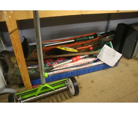 Quantity of assorted tools