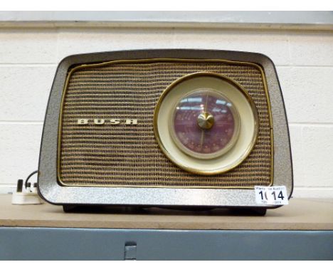 BUSH VALVE RADIO. Vintage Bush bakelite valve radio