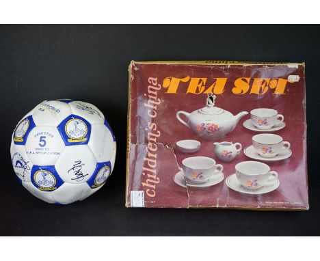 Tottenham Hotspur FC football, circa 1990s, bearing multiple signatures to include Colin Calderwood, Jason Cundy, Teddy Sheri