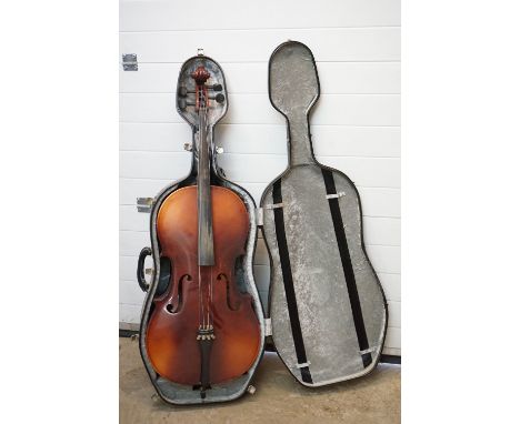 A vintage Cello, back measures 76cm, in hard case.