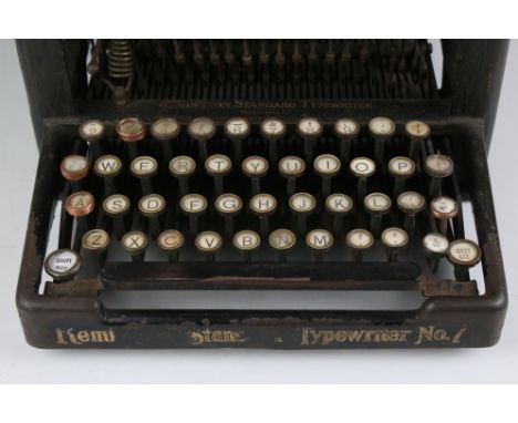 Late 19th / Early 20th century Remington Standard No.7 Typewriter together with a Green Enamel Light Shade 