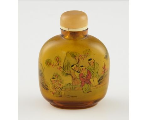 Early 20th century Chinese yellow glass and reverse painted snuff bottle and stopper decorated with figures in a garden, 8.5c