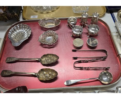 PAIR OF GEORGIAN LONDON SILVER BERRY SPOONS, SHELL SHAPED SHEFFIELD SILVER BONBON DISH, 2 SILVER SALT DISHES, 5 SILVER CRUETS