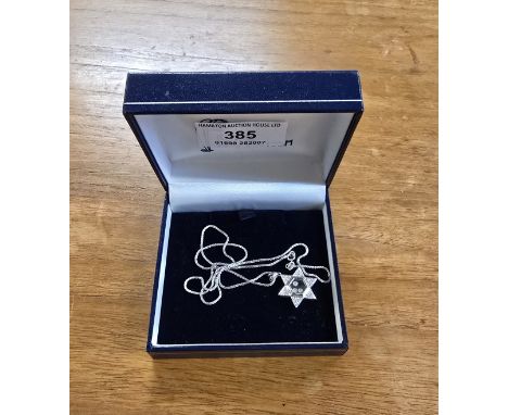 LADIES FINE 18CT GOLD NECK CHAIN WITH 18CT GOLD START &amp; DIAMOND CHIP SET PENDANT, WEIGHT APPROX 6.8 GRAMS