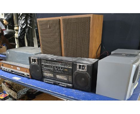 HMV TURNTABLE WITH PAIR OF MATCHING SPEAKERS, PANASONIC RXCT800 RADIO CASSETTE PLAYER, PHILLIPS MINI HIFI SYSTEM
