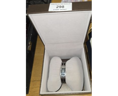 GUCCI FASHION WATCH     