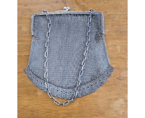SILVER LADIES MESH PURSE, WEIGHT APPROX 140 GRAMS