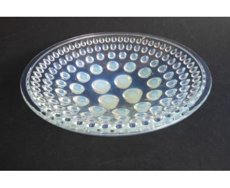 An Art Deco style/period bowl marked 'Saumont' (Henri), France' to underside and with concentric opalescent semi-spheres in r