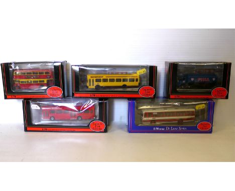 EFE, 1:76 scale, buses, coaches, vans, industrial and commercial vehicles, including 1570DL De-Luxe Plaxton Coach, 13701 Fina