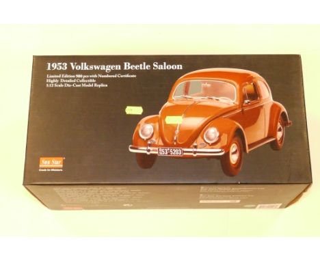 Sun Star VW Beetles, Sun Star VW Beetles, 1950 and 1953 variants, 1:12 scale, G, original boxes, F (2)