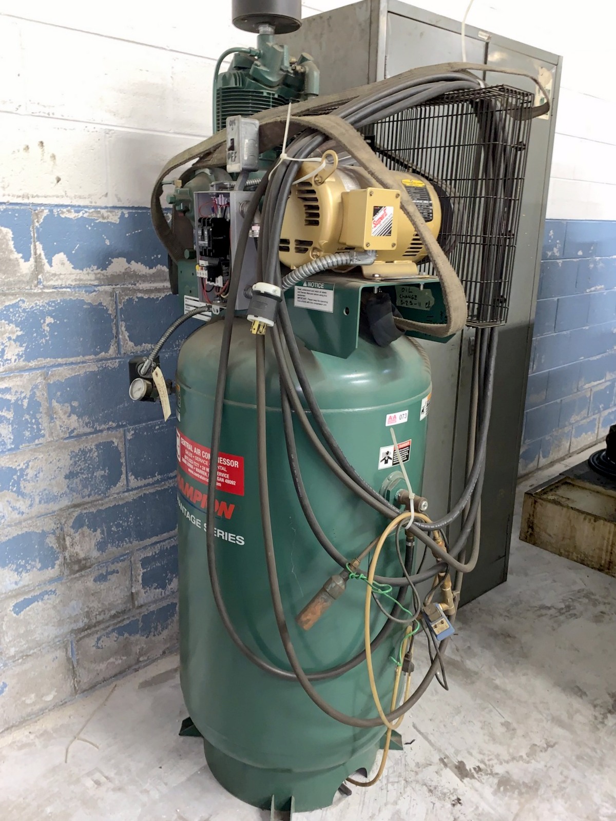 Champion Mdl Vr5 8 Advantage Series Air Compressor 5hp 230v3ph