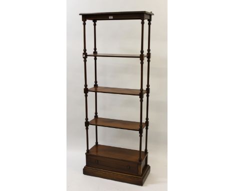 Reproduction mahogany five shelf open bookcase / whatnot with turned uprights above a base with single drawer, 179 x 71cm 