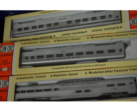 A collection of 00 and H0 gauge model railway, to include; Hornby Rural Rambler boxed set, Bachmann freight set, three boxed 