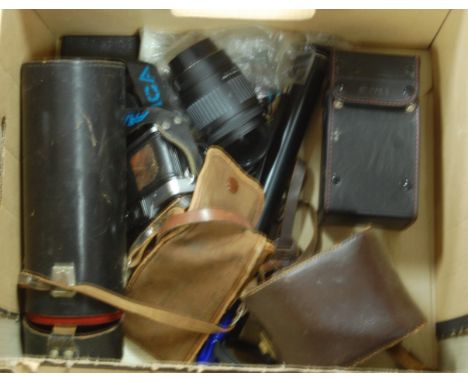 A collection of assorted cameras, camera equipment and accessories to include; Bell & Howell auto-set turret camera in fitted