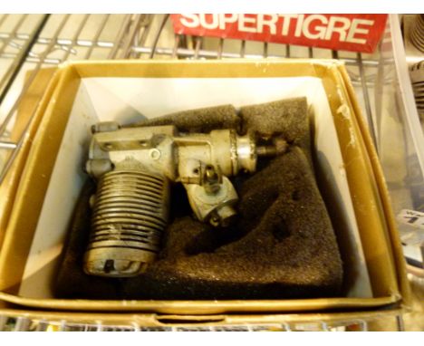 Boxed Webra 40 model aircraft engine