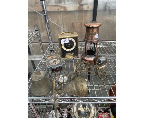 AN ASSORTMENT OF VINTAGE ITEMS TO INCLUDE CLOCKS, A WALL MOUNTED BELL AND A MINERS LAMP CASE ETC