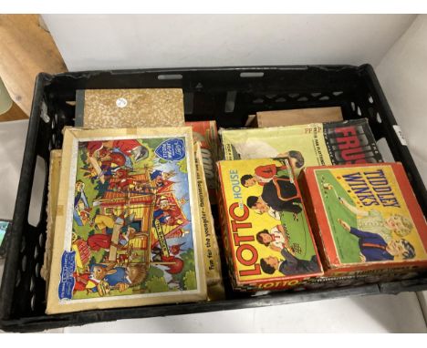 A COLLECTION OF VINTAGE BOARD GAMES TO INCLUDE CHINESE CHECKERS,FRUSTRATION,LOTTO,BEETLE DRIVE,CHILDRENS JIGSAWS ETC.