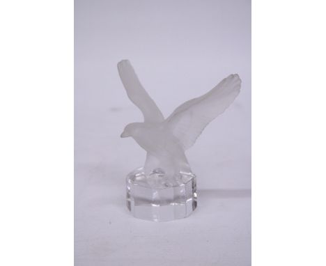 A GOEBEL FROSTED CRYSTAL EAGLE WITH OPEN WINGS PAPERWEIGHT