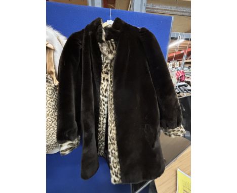 A LADIES FAUX FUR LEOPARD EDGE VINTAGE JACKET - FRENCH, RICHARD B, PARIS