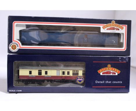 TWO BACHMANN OO GAUGE COACHES TO INCLUDE 39-077 BR MK 1 EXPRESS PASSENGER BSK CRIMSON/CREAM AND A 34-652 THOMPSON BG FULL BRA