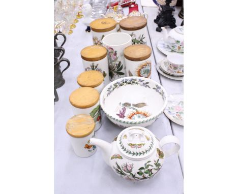 A QUANTITY OF PORTMERION THE BOTANIC GARDEN TO INCLUDE A TEAPOT (CHIP TO SPOUT) STORAGE JARS AND A BOWL