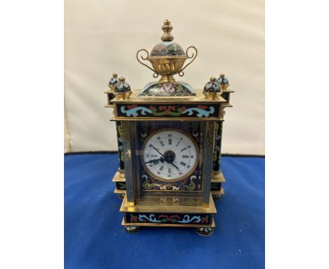 A DECORATIVE CLOISONNE MANTEL CLOCK