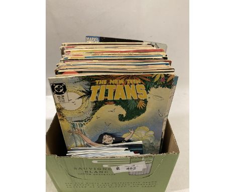 APPROX 59 DC AND MARVEL COMICS TO INCLUDE BATMAN, THE AVENGERS, GREEN LANTERN, ETC
