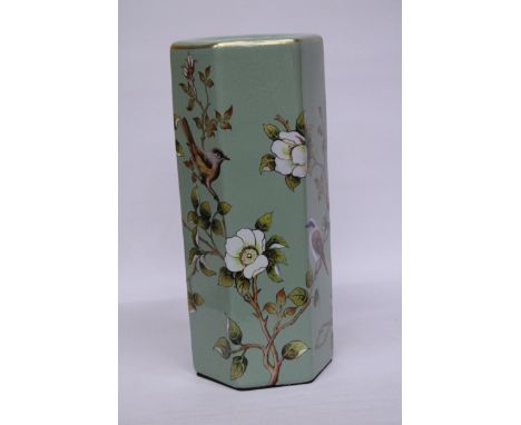 A LARGE HEXAGONAL SHAPED ORIENTAL STYLE STICK STAND