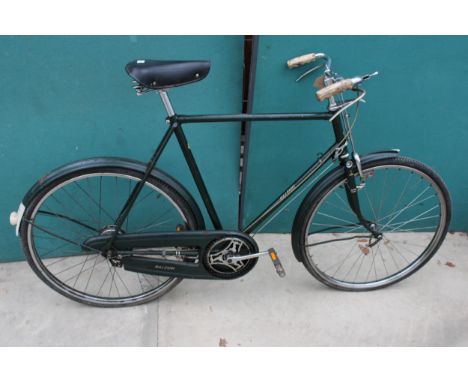 A VINTAGE RALEIGH GENTS BIKE WITH BROOKS SADDLE