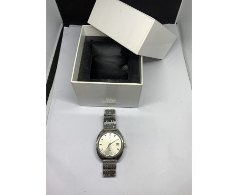 A TISSOT C STAR 1970'S AUTOMATIC WRIST WATCH IN A PRESENTATION BOX SEEN WORKING BUT NO WARRANTY