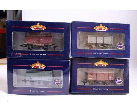 FOUR BACHMANN OO GAUGE ROLLING STOCK WAGONS TO INCLUDE 37-175 7 PLANK WAGON WITH COKE RAIL 'BR(PO)', 37-801 12 TON PLANKED VE