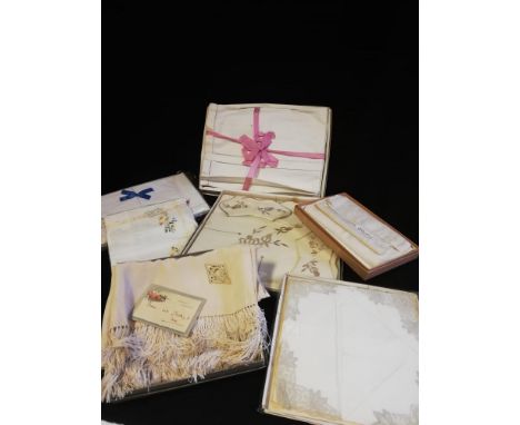 Quantity of original boxed vintage linens 