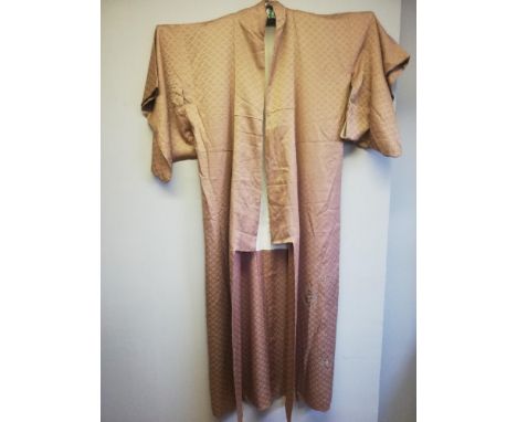 Vintage dusky pink kimono 