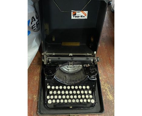 A vintage underwood portable typewriter, shipping unavailable 