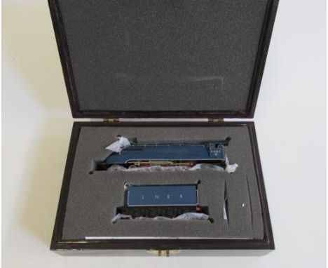 Bachmann limited edition A4 locomotive Dominion of Canada finished in L.N.E.R. blue, boxed E (Est. plus 21% premium inc. VAT)