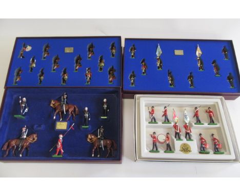 Modern Issues Britains Duke of Wellington Regiment, 5291 Hon. Artillery Company, one figure A.W.O.L., 970 The Black Watch Col