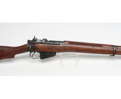 1942 Long Branch Lee-Enfield No. 4 Mk. 1* Bolt Action Rifle 303 British 25  Barrel Full Wood Stock