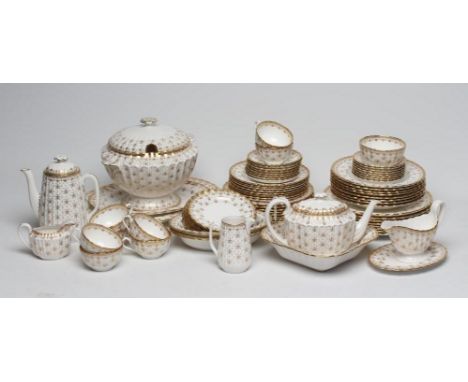 A SPODE CHINA "FLERU DE LYS GOLD" PATTERN DINNER AND TEA SERVICE FOR EIGHT PLACE SETTINGS, comprising cups and saucers, dinne