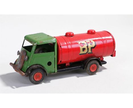 Tri-ang Minic clockwork truck the green cab with BP red fuel container back