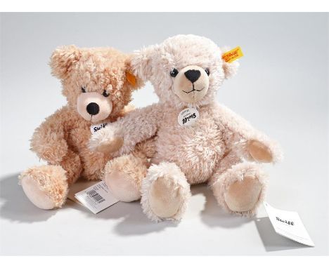 Two Steiff teddy bears, Happy and Fynn, 28cm long, (2)
