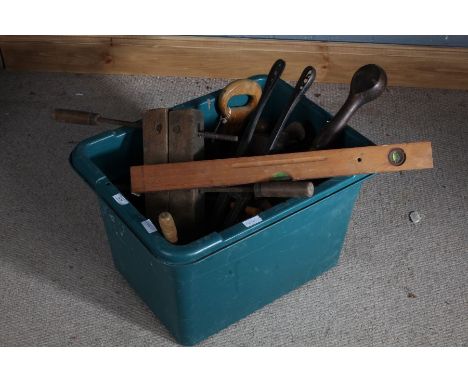 Box of various hand tools and a pair of bellows, oil cans etc., (1 box)