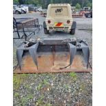 JCT Skidsteer Grapple Bucket, 2 Cylinders, 2 Grapples, 72" Wide