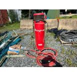 Snap-On Vacuum Sand Blast Pot, Model YA428, On Wheels, Hose and Wand