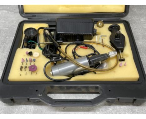 Minicraft electric mini sander with many implements in case