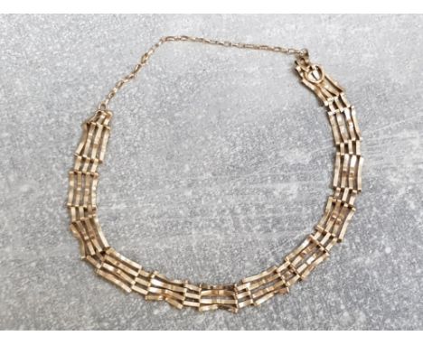 9ct yellow gold 4 row gate bracelet, 2.8G