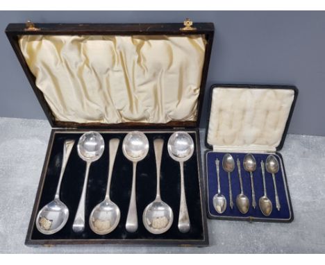 2 vintage EPNS spoon sets, soup spoons and Apostle teaspoons both in original cases