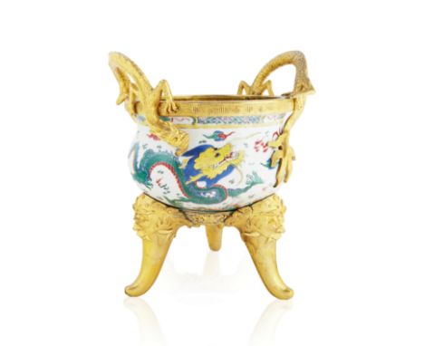 A FAMILLE VERT ORMOLU-MOUNTED BOWL ON STANDcauldron form, the porcelain famille vert body decorated with two primary colored 