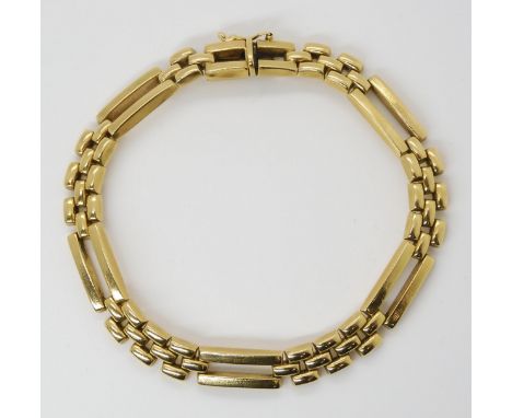 A FANCY LINK BRACELET stamped 750 for 18ct gold to the clasp, length 19cm, weight 17gms Condition Report:light general wear.