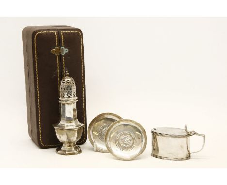 A Goldsmiths and Silversmiths Co. Ltd silver sugar sifter, of typical canted vase shaped form in original case, London, 1929,